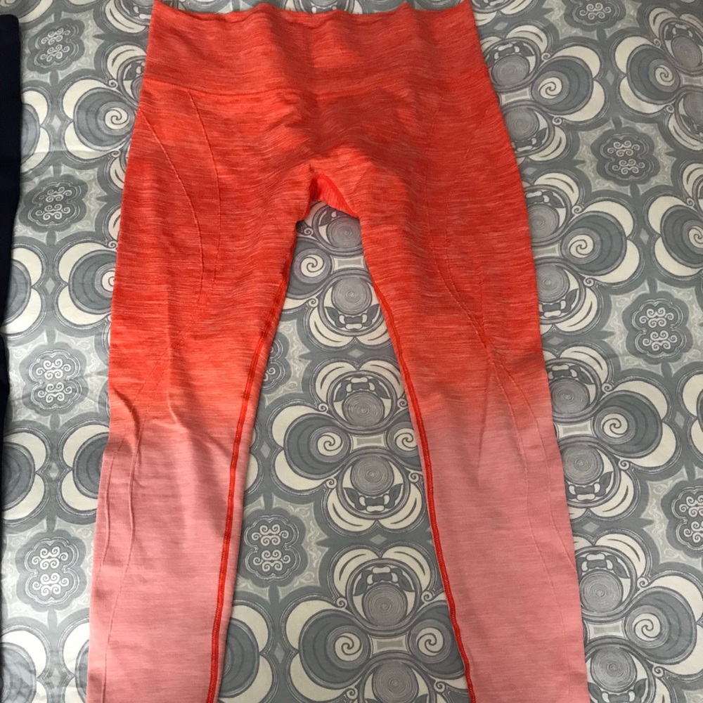 Orange and pink ombré leggings
